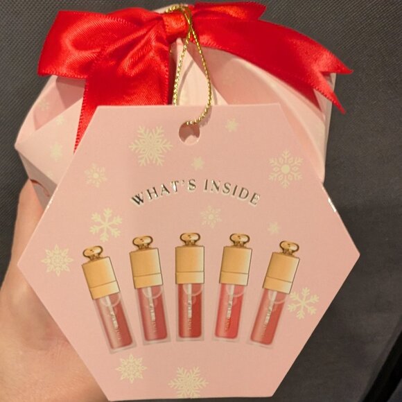 Tinted Lip Oil Collection 5-Piece Set – Ultra Nourishing, Gift Boxed NWT - Picture 3 of 7